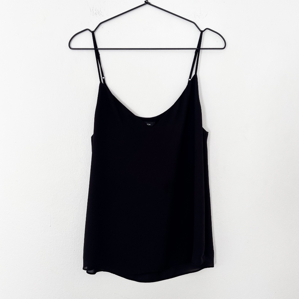 Babaton for Aritzia sleeveless top blouse black vneck dressy small pre-owned